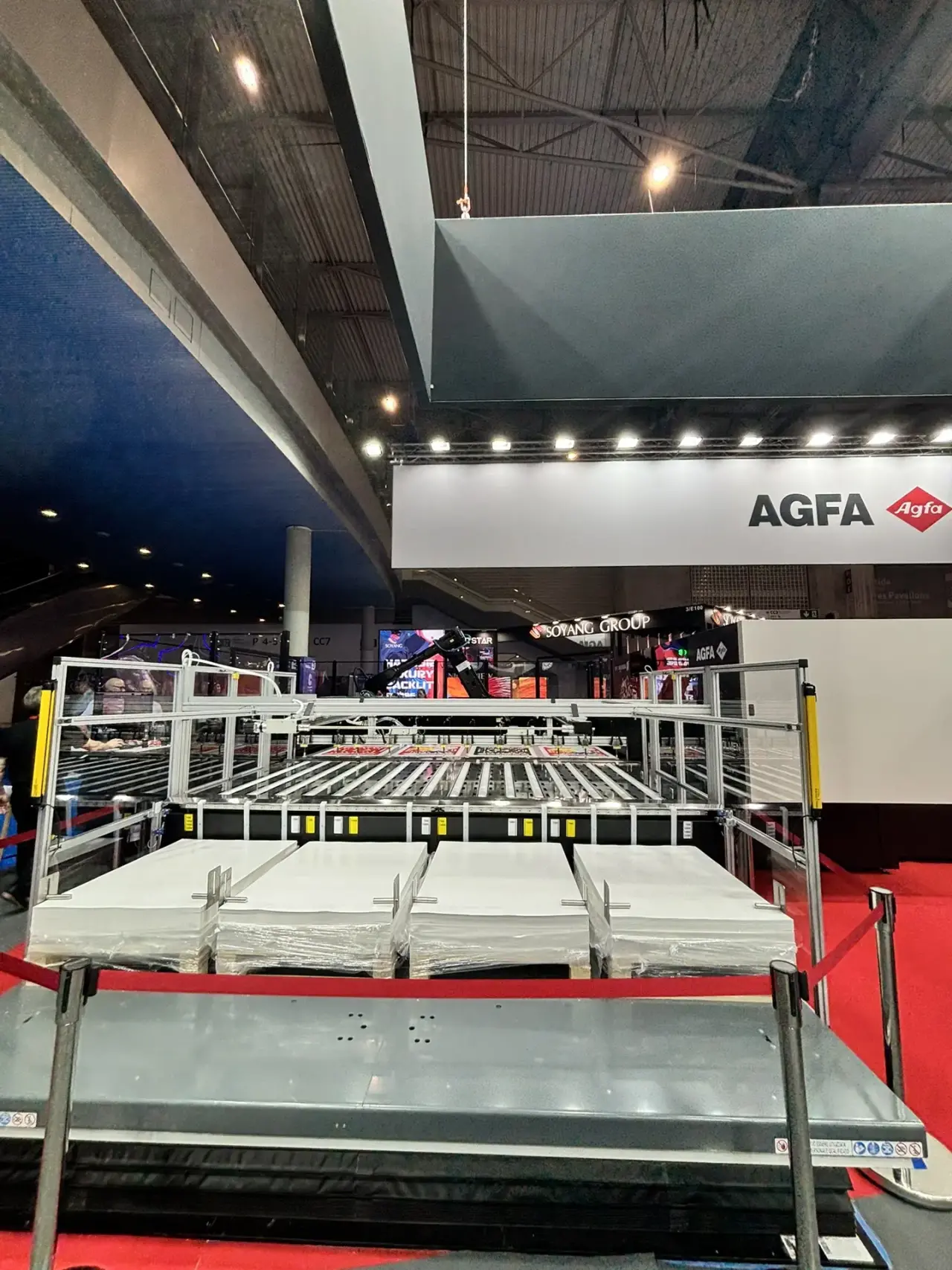 Промышленный раскрой материалов на FESPA